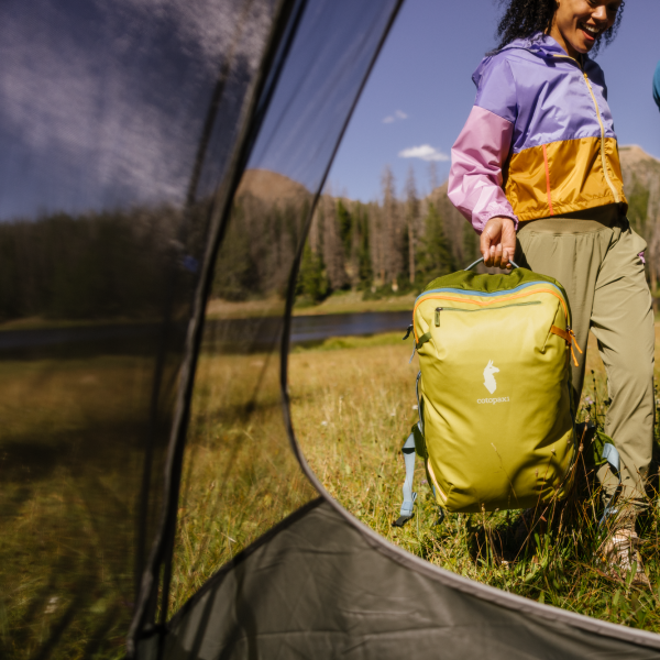 Teca Crop Jacket - Women's