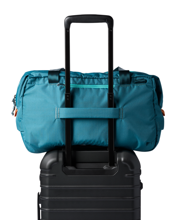 Viaje 35L Travel Duffel