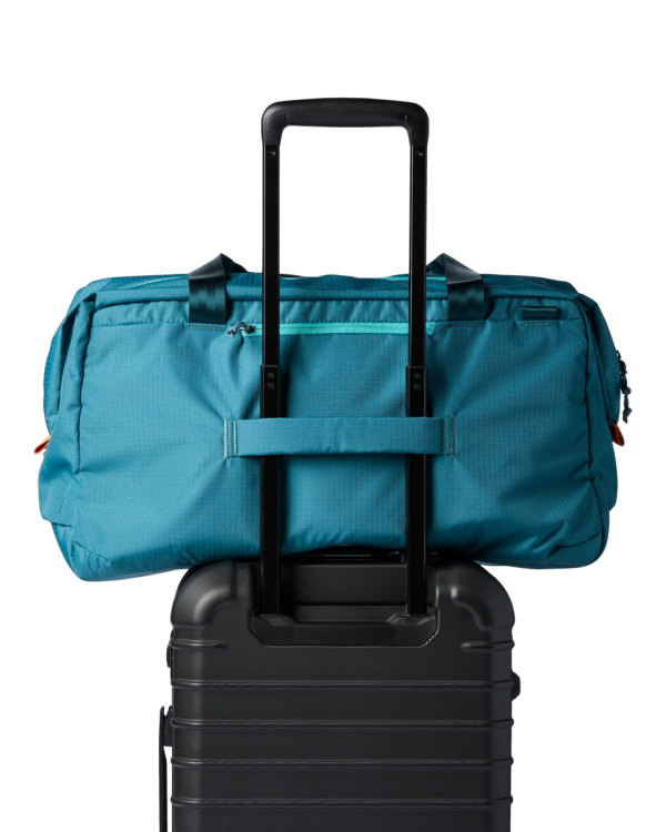 Viaje 45L Travel Duffel